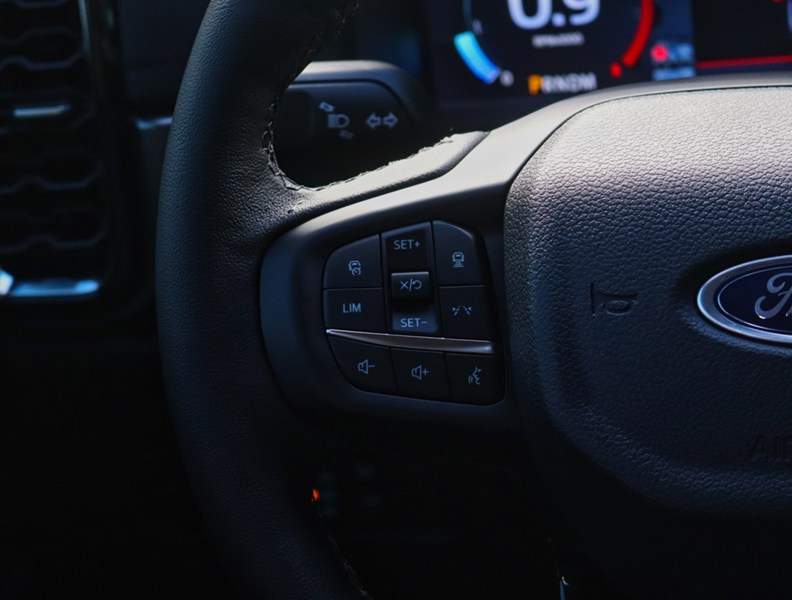2026 Ford Ranger LARIAT | 4X4 | 2.3L | 500A | BLK PK | TOW PKG