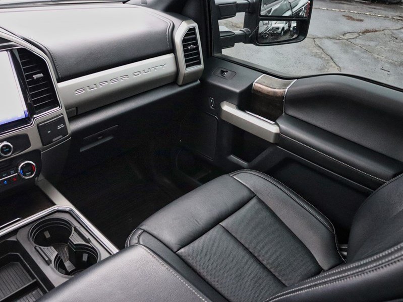 2022 Ford F-250 LARIAT | 4X4 | 7.3L | BLK PK | ROOF | FX4 | 20s