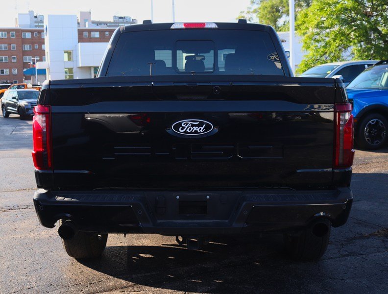 2025 Ford F-150 XLT | 4X4 | 2.7L | 302A | BLK PKG PLS | BED UTL