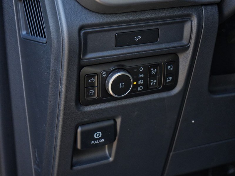 2026 Ford F-150 XLT | 4X4 | HYBRID | 302A |BLK PK |MB OFF |BED UTL