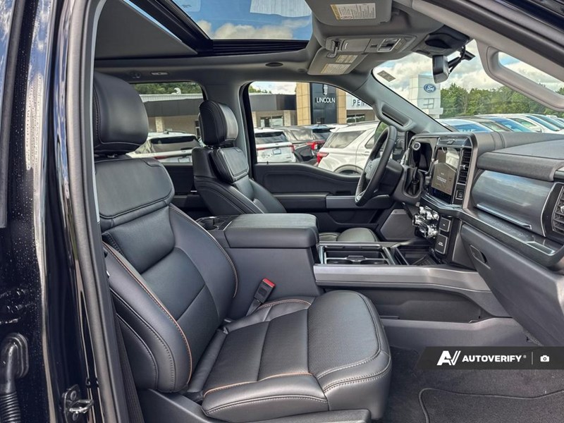 2026 Ford F-350 LARIAT 4WD Crew Cab 6.75' Box