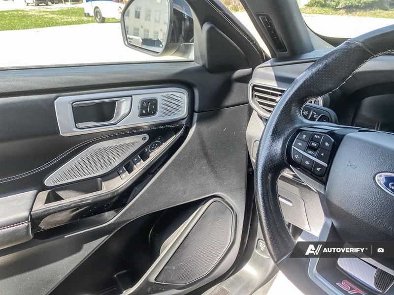 2022 Ford Explorer ST 4WD