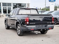 2017 Honda Ridgeline 4WD Crew Cab Touring