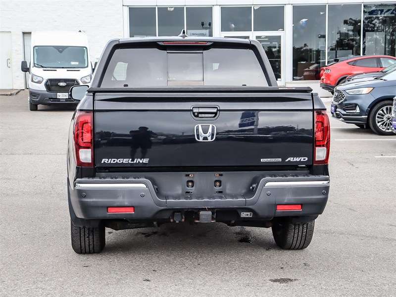 2017 Honda Ridgeline 4WD Crew Cab Touring