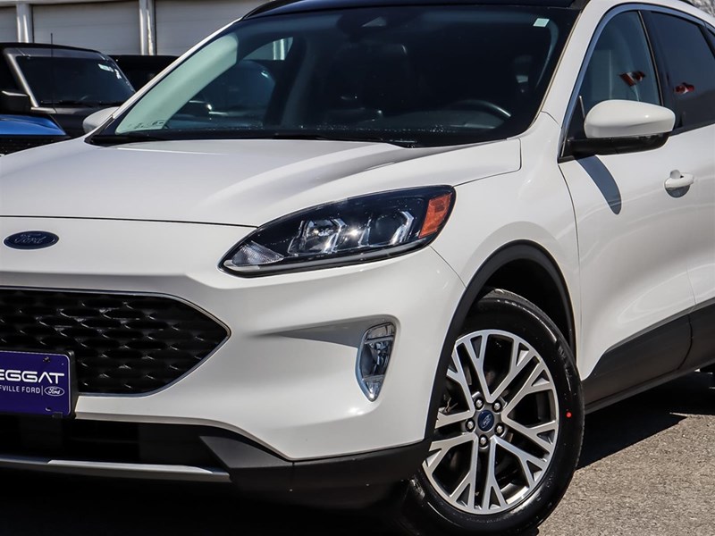 2022 Ford Escape SEL Hybrid AWD