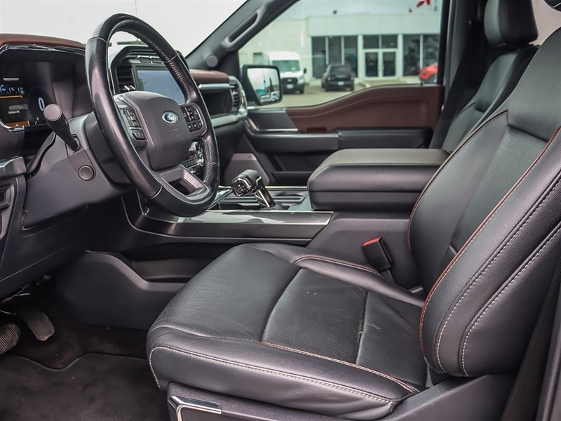 2022 Ford F-150 LARIAT 4WD SuperCrew 5.5' Box