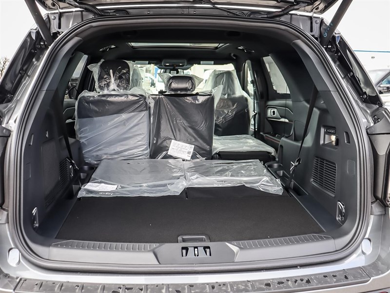 2026 Ford Explorer ST 4WD