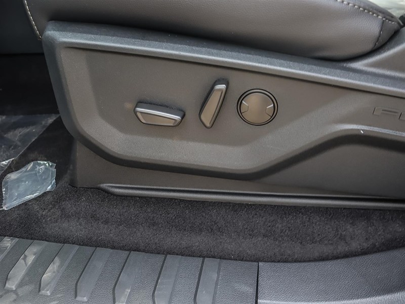 2026 Ford F-150 LARIAT 4WD SuperCrew 5.5' Box