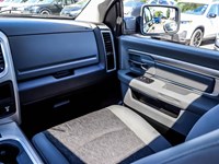 2019 RAM 1500 Classic SLT 4x4 Crew Cab 5'7