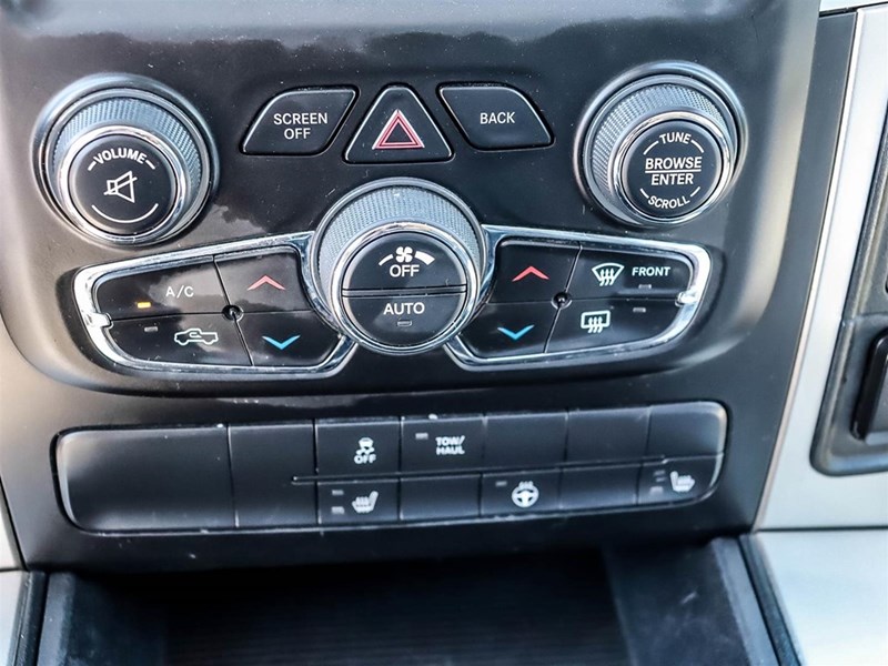 2019 RAM 1500 Classic SLT 4x4 Crew Cab 5'7