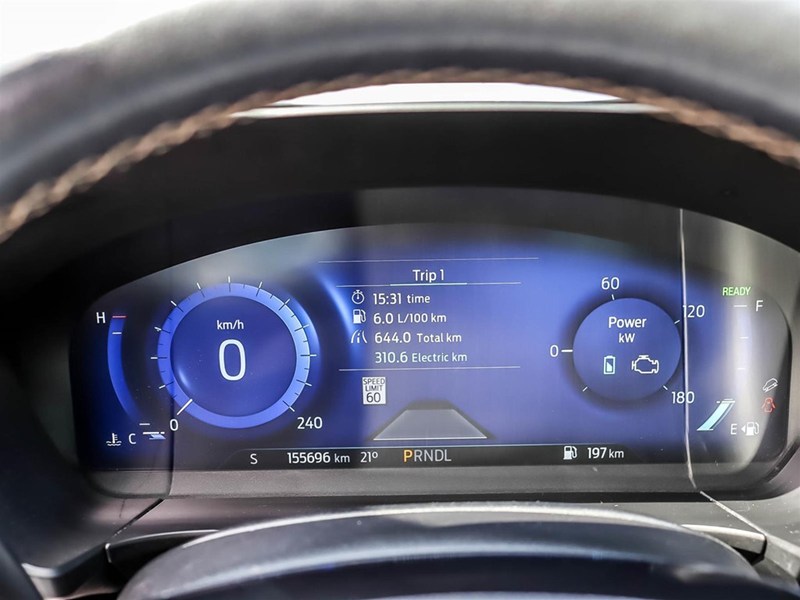 2021 Ford Escape Titanium Hybrid AWD