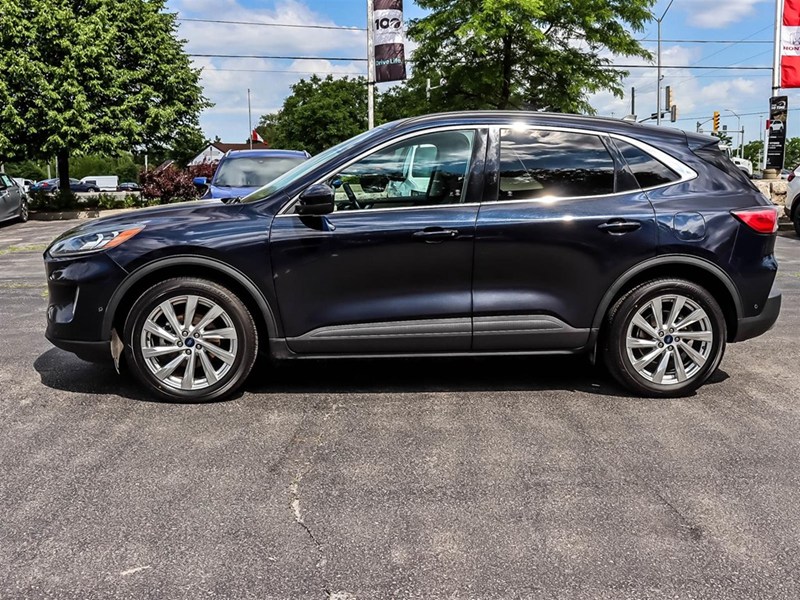 2021 Ford Escape Titanium Hybrid AWD