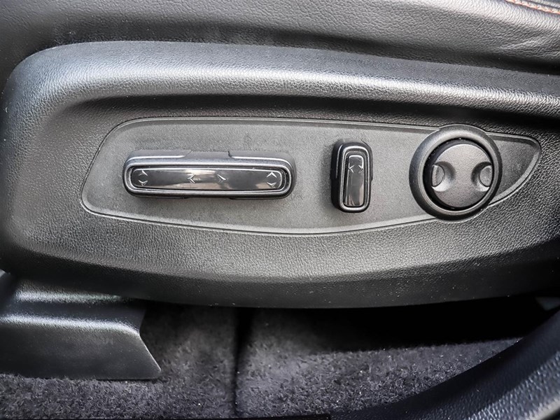 2023 Honda CR-V Hybrid Touring AWD