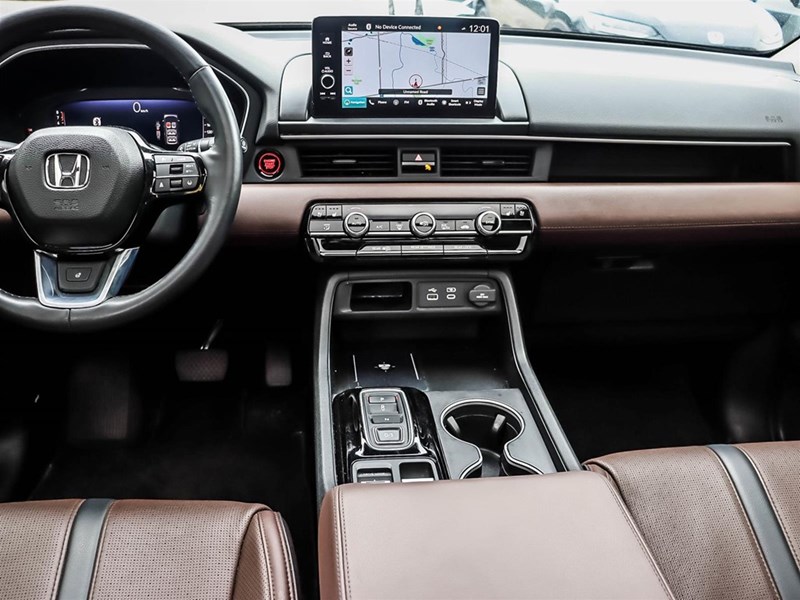 2023 Honda Pilot Touring AWD