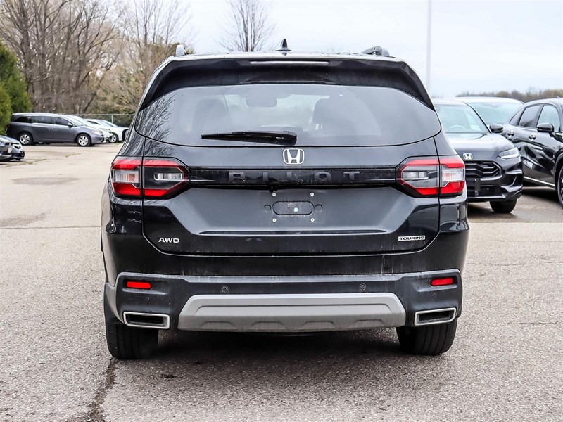 2023 Honda Pilot Touring AWD