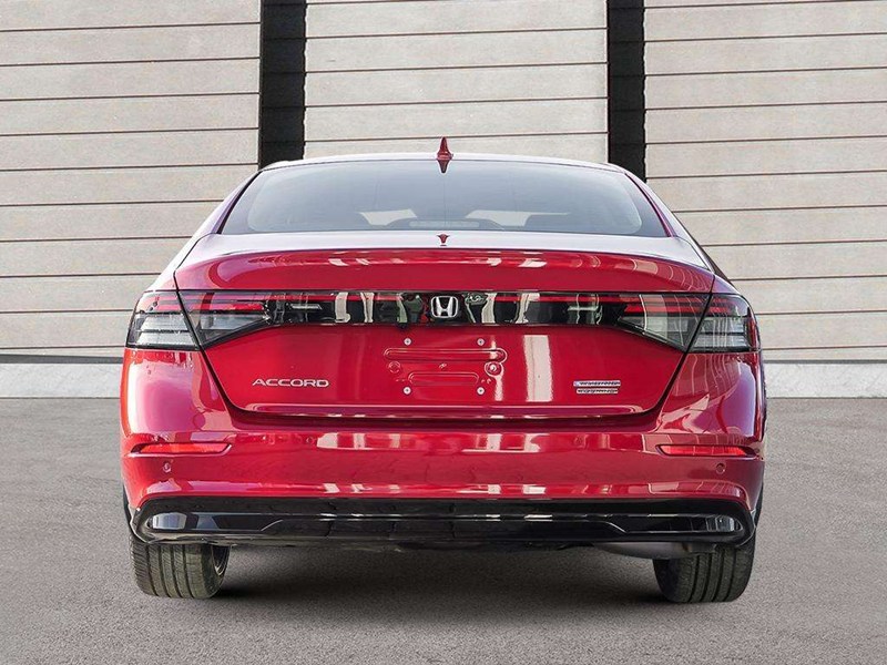 2026 Honda Accord Hybrid Touring eCVT