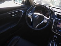 2017 Nissan Altima 4dr Sdn I4 CVT 2.5 SL