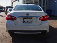 2017 Nissan Altima 4dr Sdn I4 CVT 2.5 SL