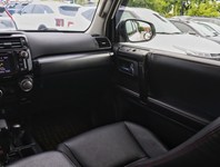 2017 Toyota 4Runner Toyota 4Runner TRD Off-Road PREM| 25 SERV @ TOYOTA