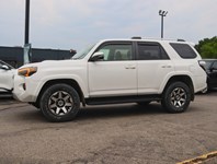 2017 Toyota 4Runner Toyota 4Runner TRD Off-Road PREM| 25 SERV @ TOYOTA