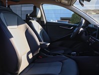 2024 Kia Niro Plug-In Hybrid 1000KM/TANK/BEST IN CLASS CARGO/OFF-LEASE