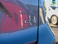 2024 Kia Niro Plug-In Hybrid 1000KM/TANK/BEST IN CLASS CARGO/OFF-LEASE