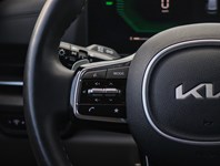 2025 Kia Carnival HEV 1000 KM/TANK/BEST IN CLASS 3 ROW/BOUGHT HERE