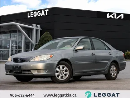 2005 Toyota Camry LE LEATHER V6/SAFETY/ELDERLY OWNER/MINT