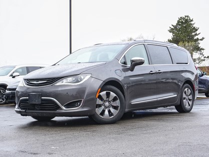 2017 Chrysler Pacifica Hybrid 4dr Wgn Platinum