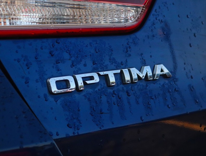 2016 Kia Optima LX AUTO/NO ACCIDENTS/23 SERVICE RECORDS