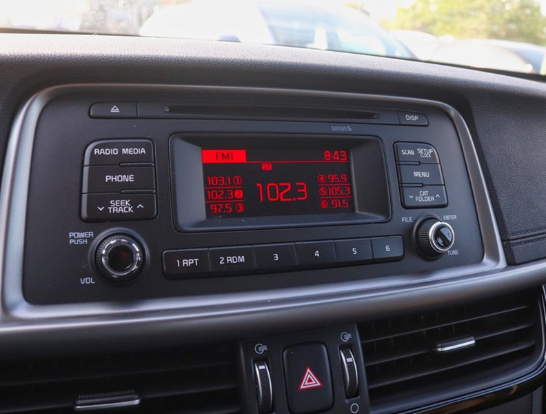 2016 Kia Optima LX AUTO/NO ACCIDENTS/23 SERVICE RECORDS