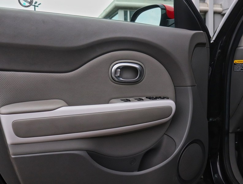 2016 Kia Soul EV 5dr Wgn Luxury