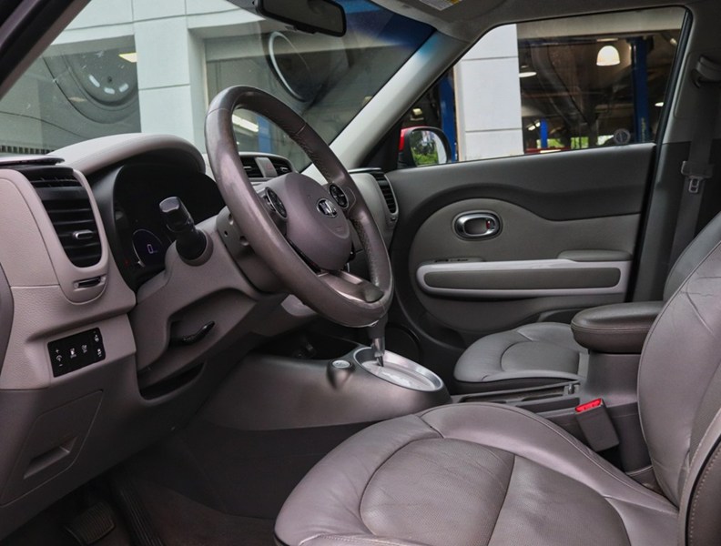 2016 Kia Soul EV 5dr Wgn Luxury