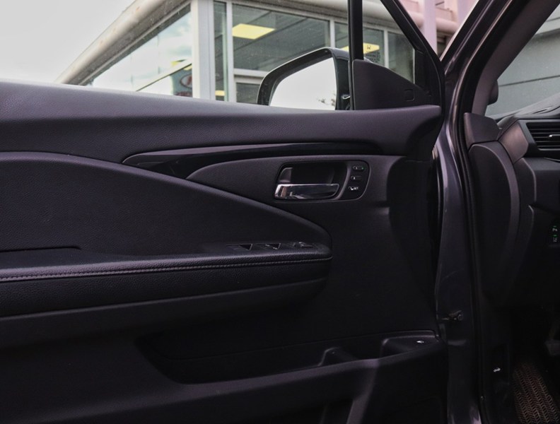 2017 Honda Ridgeline 4WD Crew Cab Touring