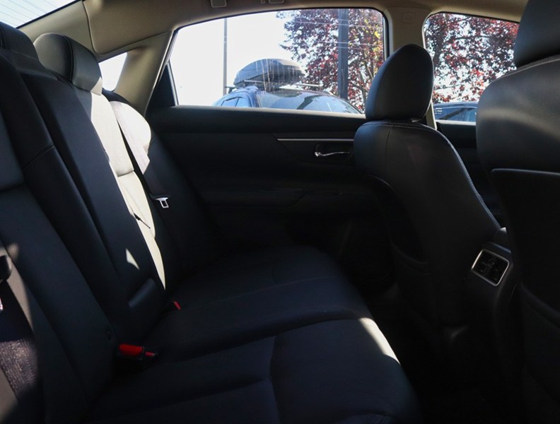 2017 Nissan Altima 4dr Sdn I4 CVT 2.5 SL