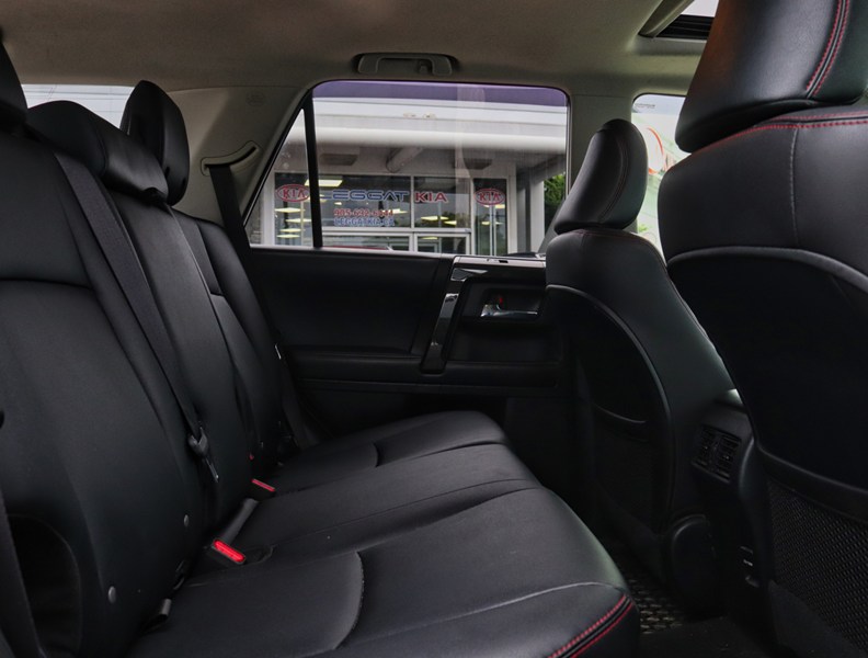 2017 Toyota 4Runner Toyota 4Runner TRD Off-Road PREM| 25 SERV @ TOYOTA