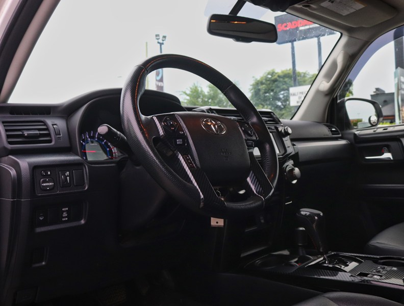 2017 Toyota 4Runner Toyota 4Runner TRD Off-Road PREM| 25 SERV @ TOYOTA