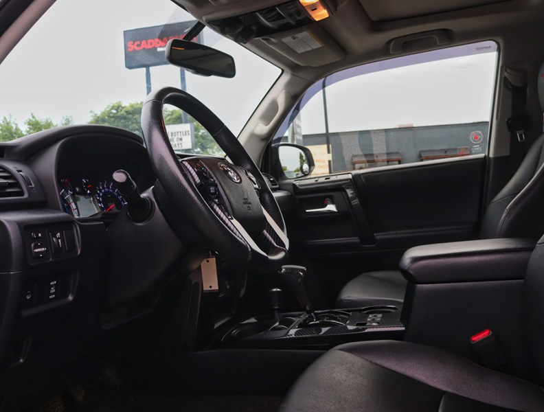 2017 Toyota 4Runner Toyota 4Runner TRD Off-Road PREM| 25 SERV @ TOYOTA