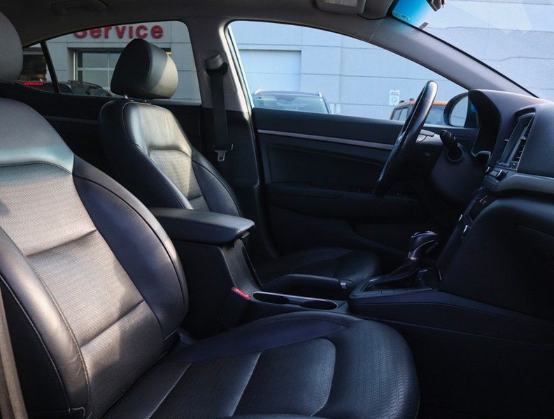 2018 Hyundai Elantra ONE OWNER/NO ACCIDENTS/18 SERVICE RECORDS!