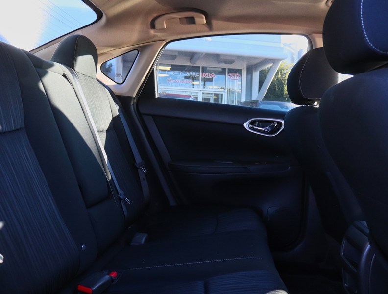 2019 Nissan Sentra SV CVT