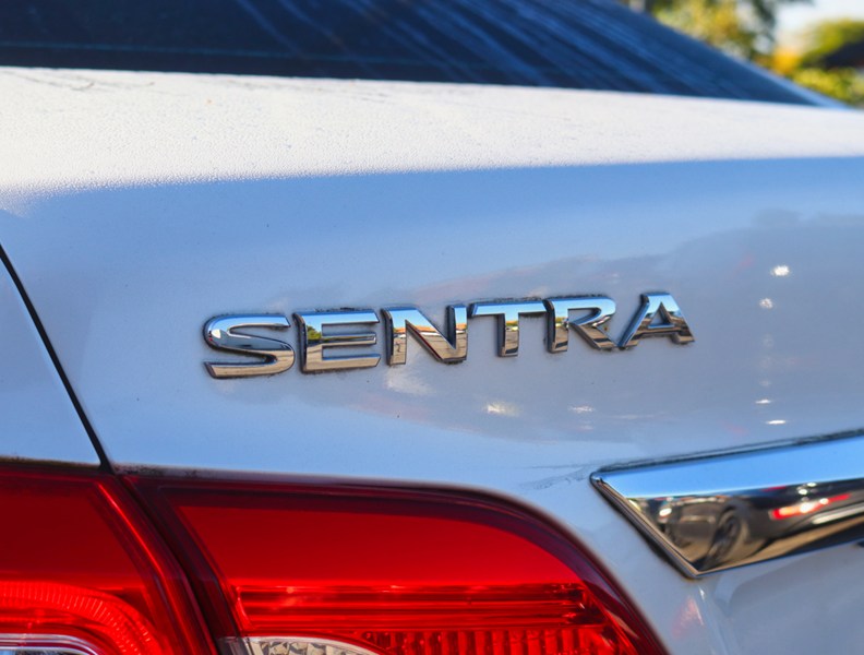 2019 Nissan Sentra SV CVT