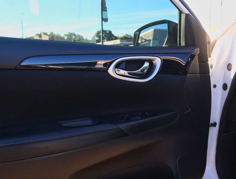 2019 Nissan Sentra SV CVT