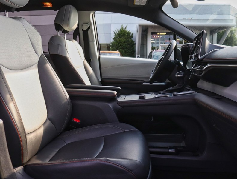 2021 Toyota Sienna 2021 Toyota Sienna XSE Hybrid | 137,241 KM | 7-PAS