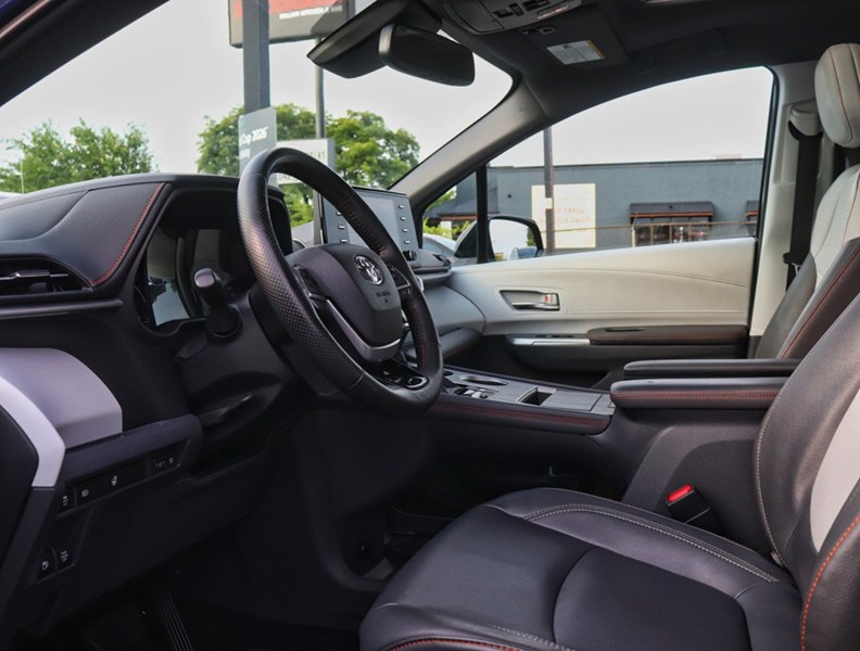 2021 Toyota Sienna 2021 Toyota Sienna XSE Hybrid | 137,241 KM | 7-PAS