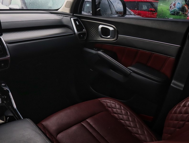 2022 Kia Sorento SX AWD/OFF-LEASE/BOSE/CAPTAINS/RED INT/CPO