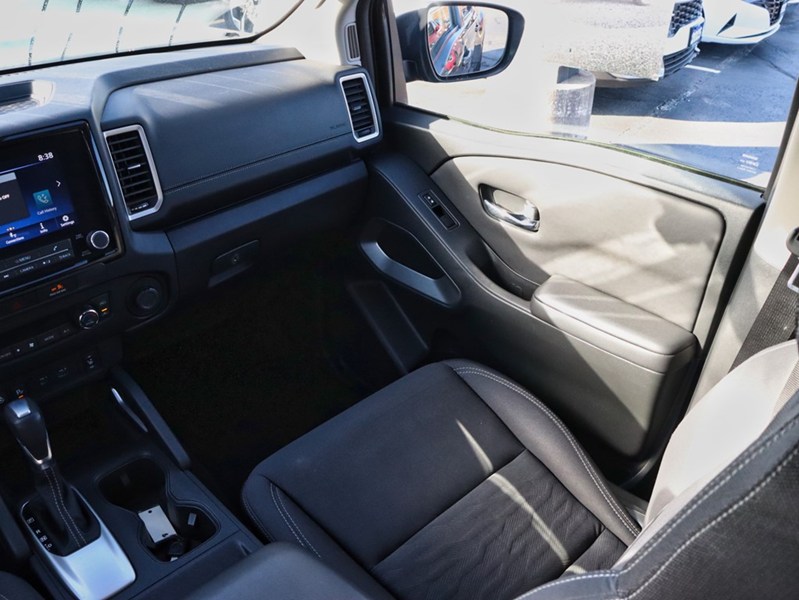 2022 Nissan Frontier 4X4/HEATED SEATS/NEW BRAKES