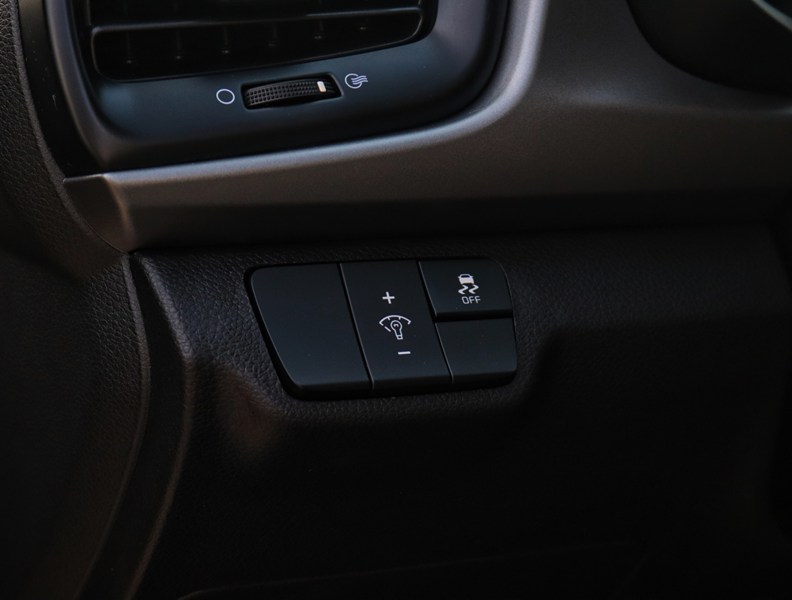 2023 Kia Rio 5-door LX+ IVT