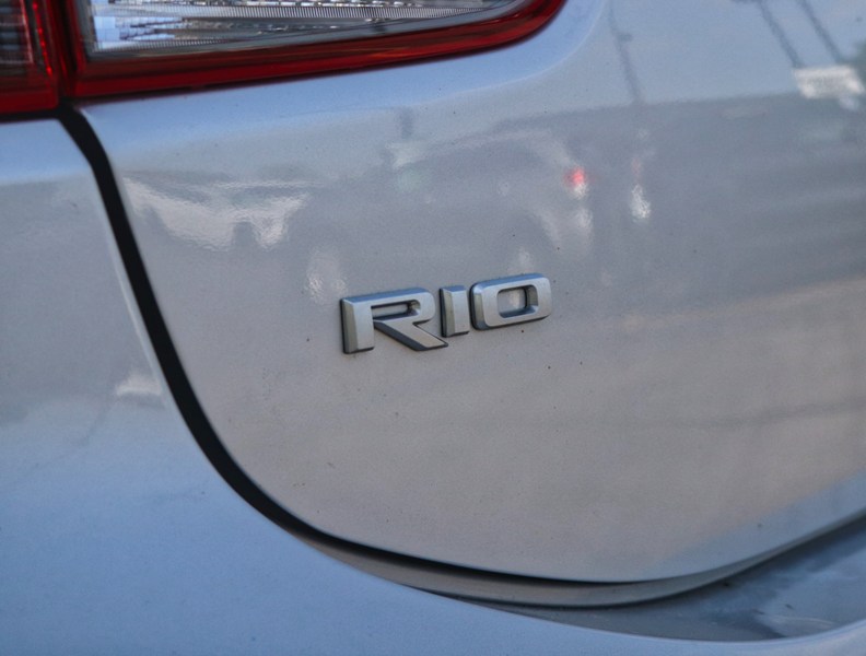 2023 Kia Rio 5-door LX+ IVT