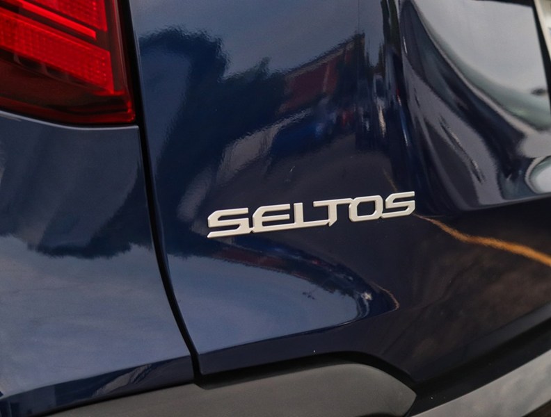 2024 Kia Seltos EX FWD