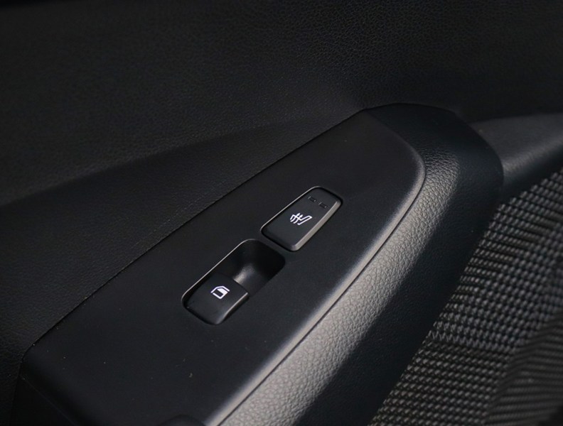 2026 Kia Seltos DEMO/3.99%/HUD/CPO/SALE